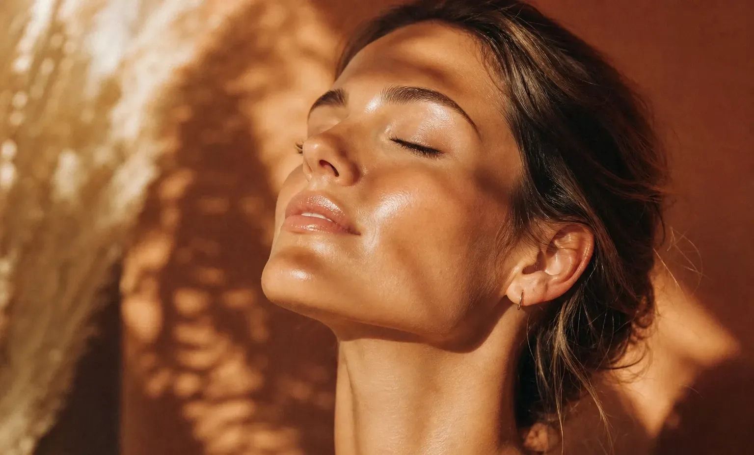 Nurse practitioner injecting Botox in Lake Havasu City to smooth a female patient's forehead lines